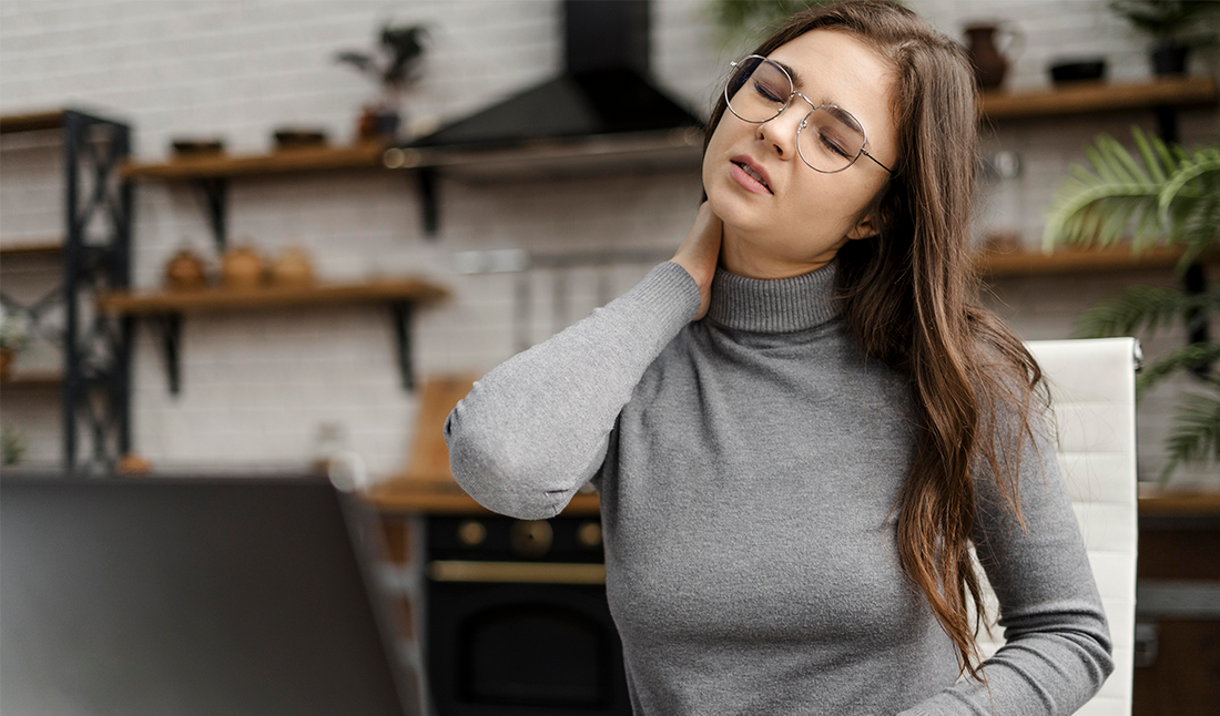 Desk Workers’ Guide: How to Protect Your Spine While Working From Home